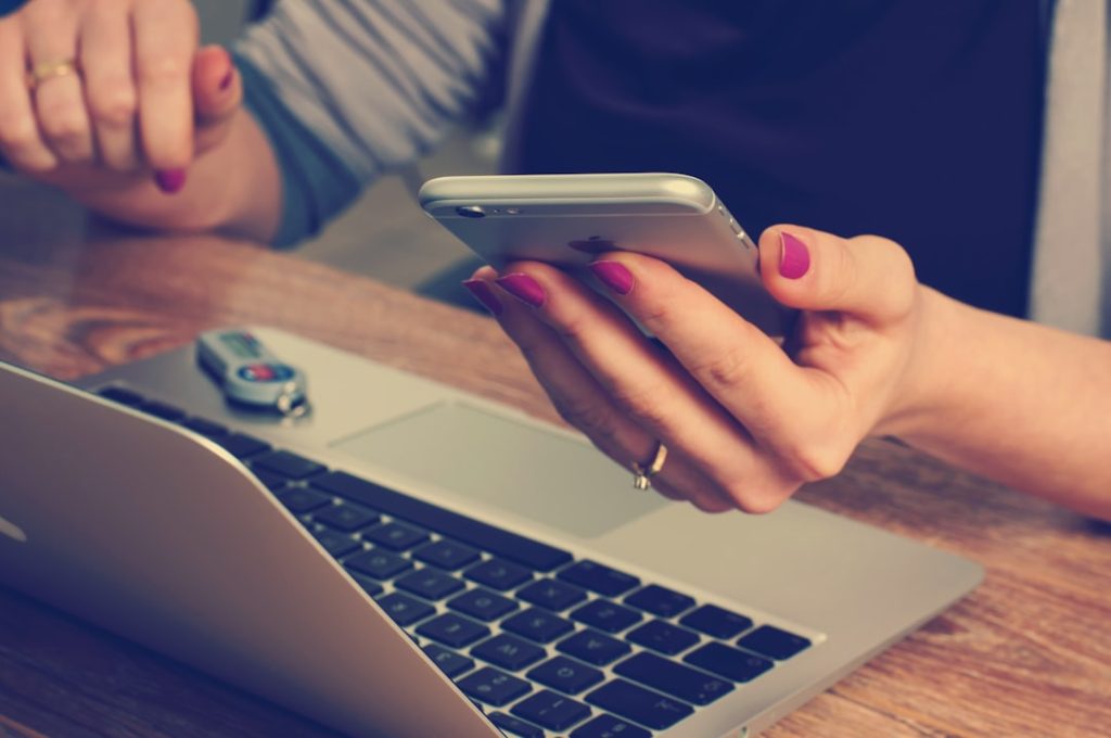 Onbekende oproepen van +31 88 775 17 13: wat je moet weten